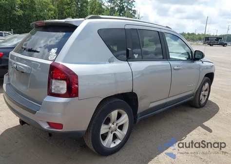 2015 Jeep Compass Sport z USA, uszkodzony, nr VIN 1C4NJDBB7FD114569